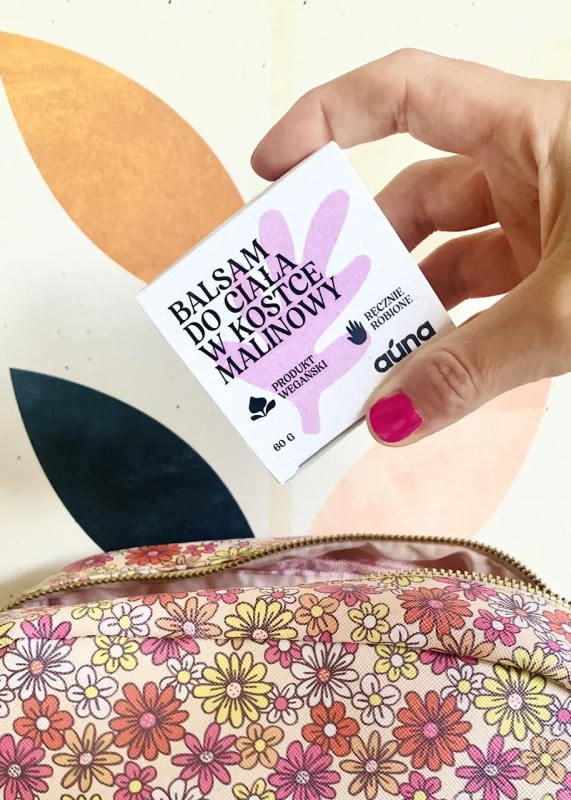 AUNA_vegan_kostka_malinowa_kosmetyczka Duży.webp