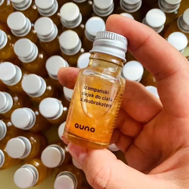 AUNA-olejek_szampański_ekobrokat.webp